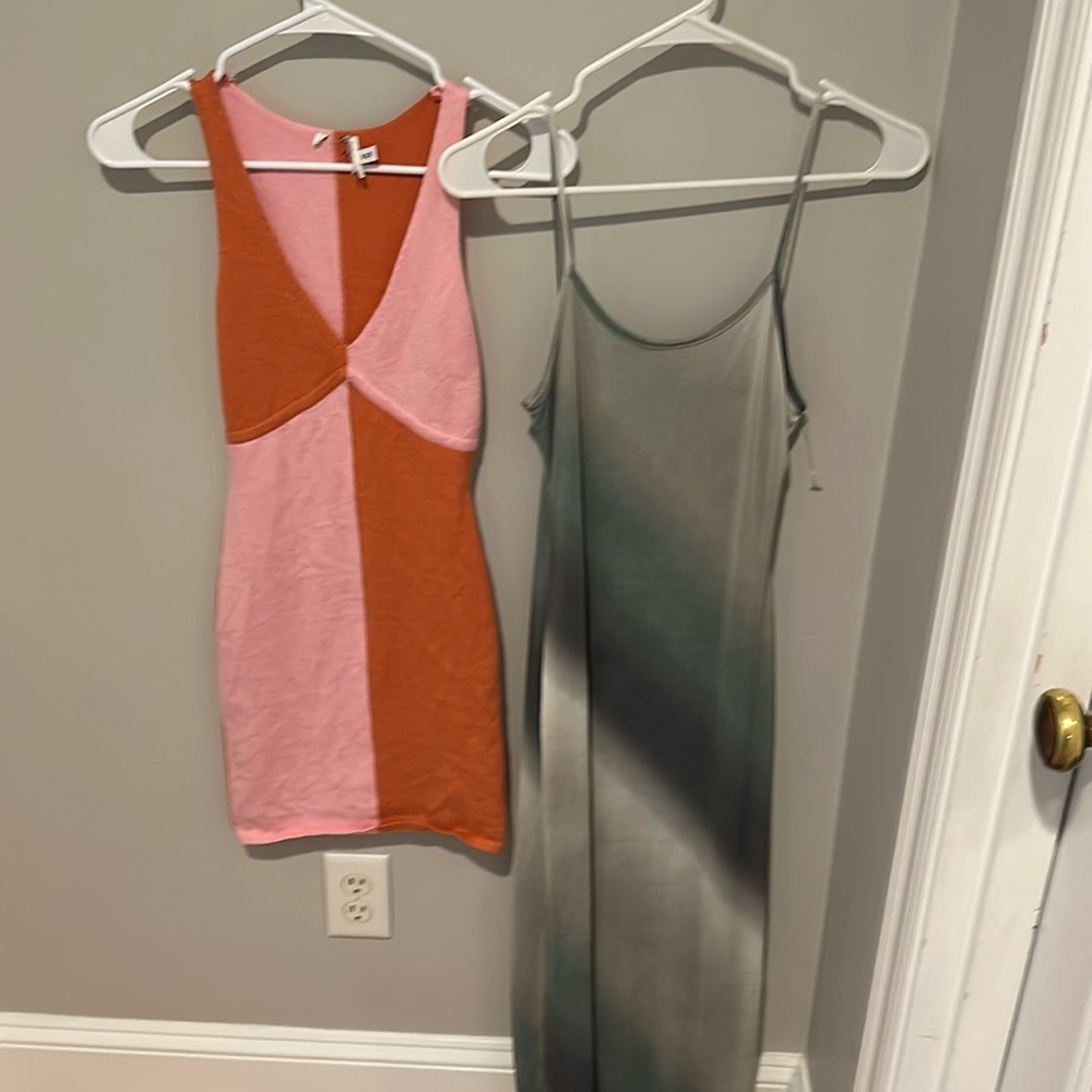 2 dresses - 1 new with tags
